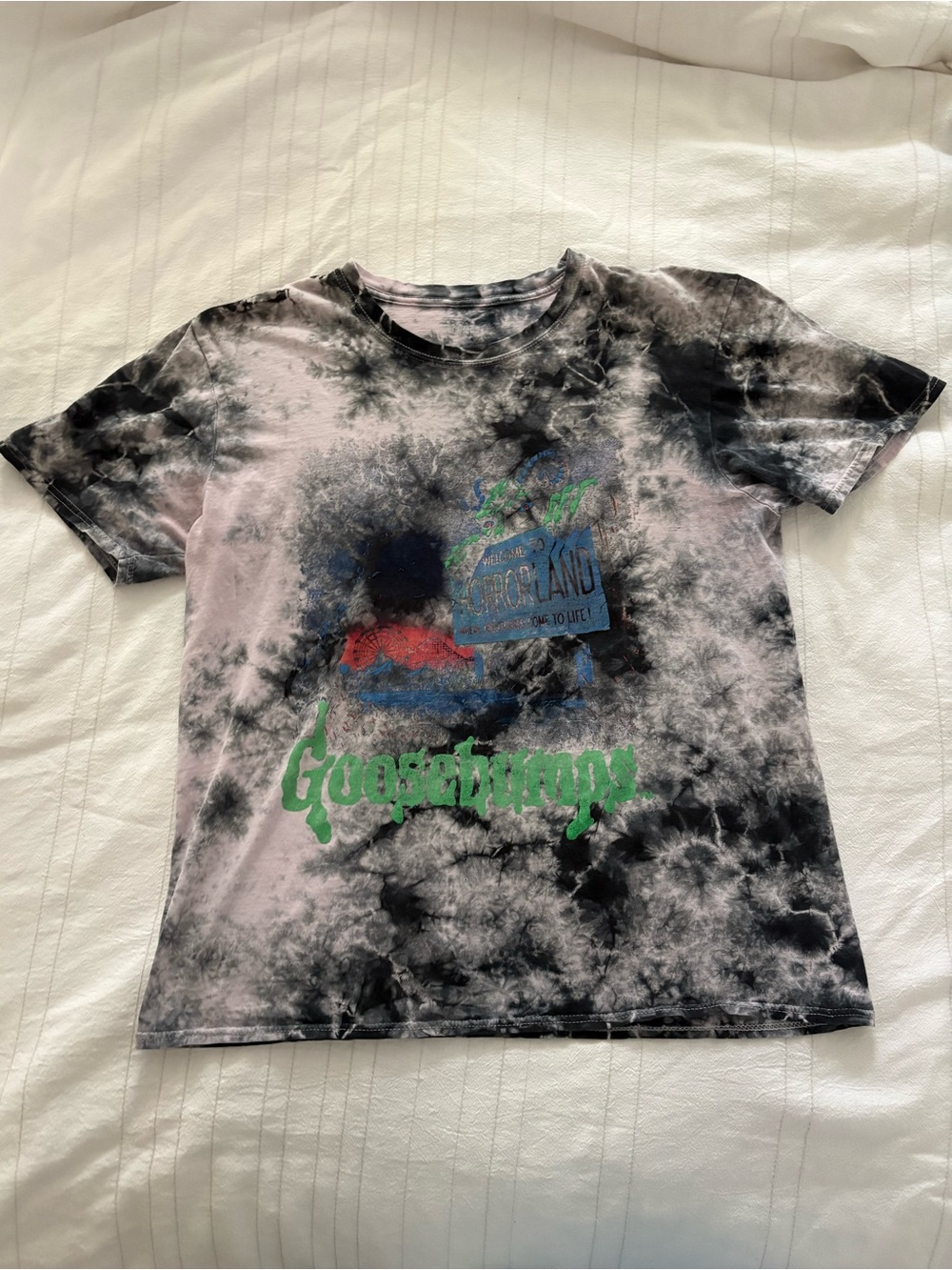 Goosebumps Horrorland Tie Dye Faded Graphic Print T-Shirt Pink Black Size Medium